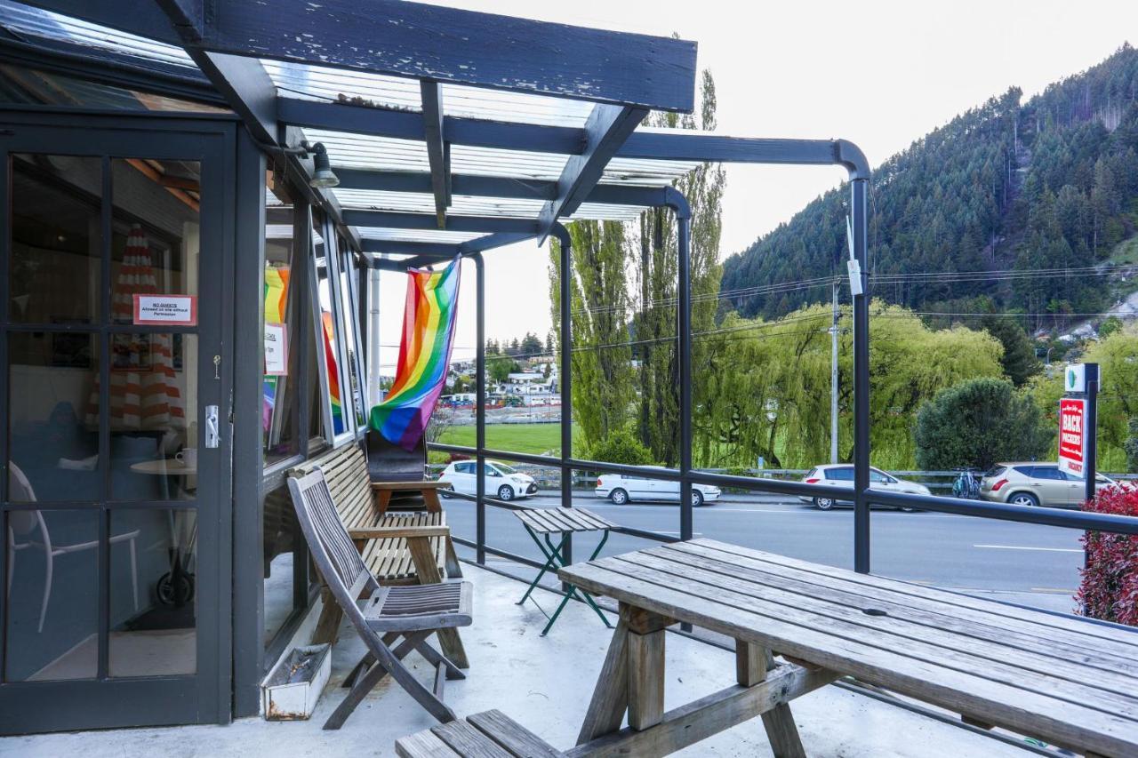 Aspen Lodge Backpackers Квинстаун Экстерьер фото