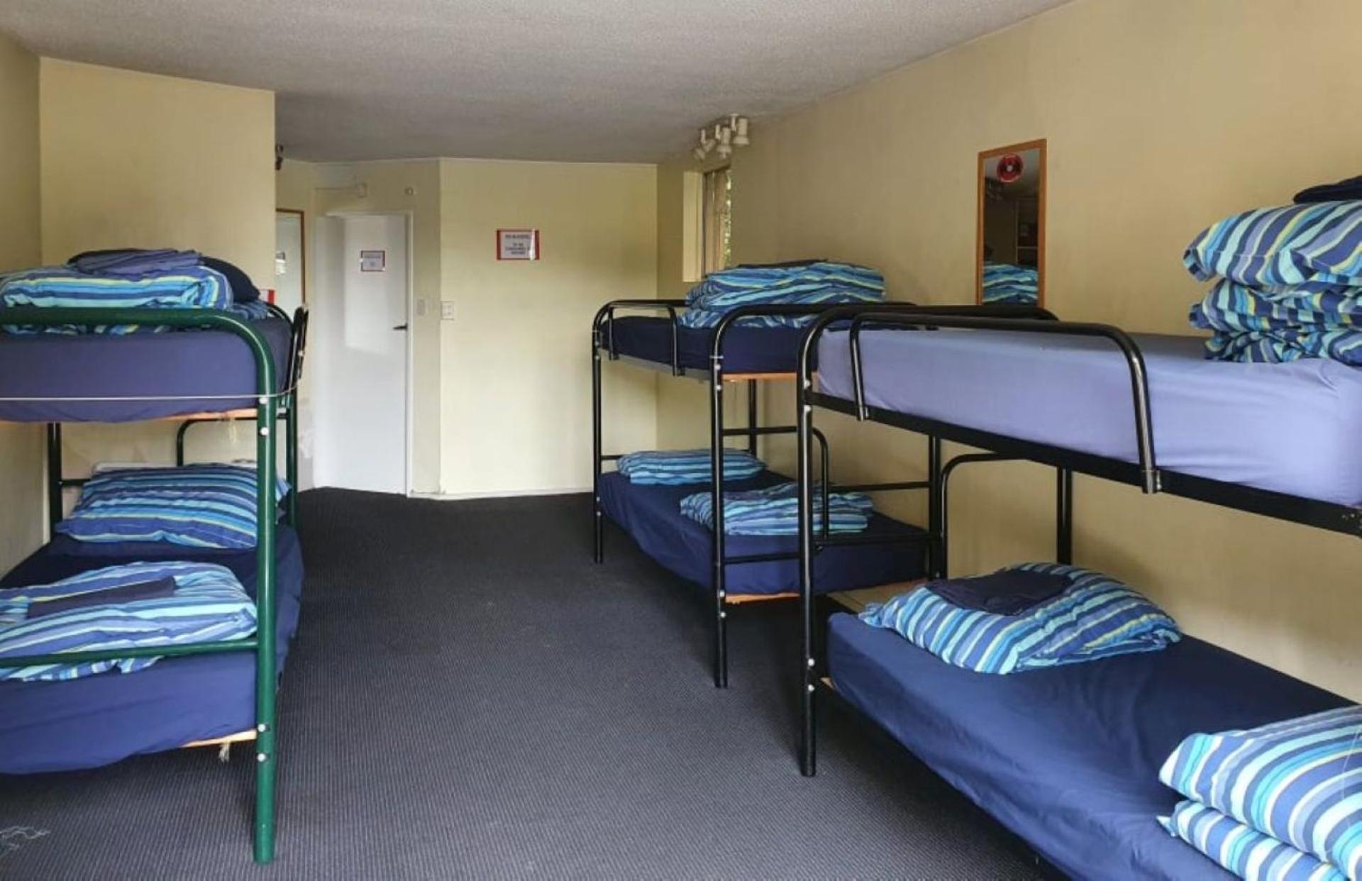 Aspen Lodge Backpackers Квинстаун Экстерьер фото