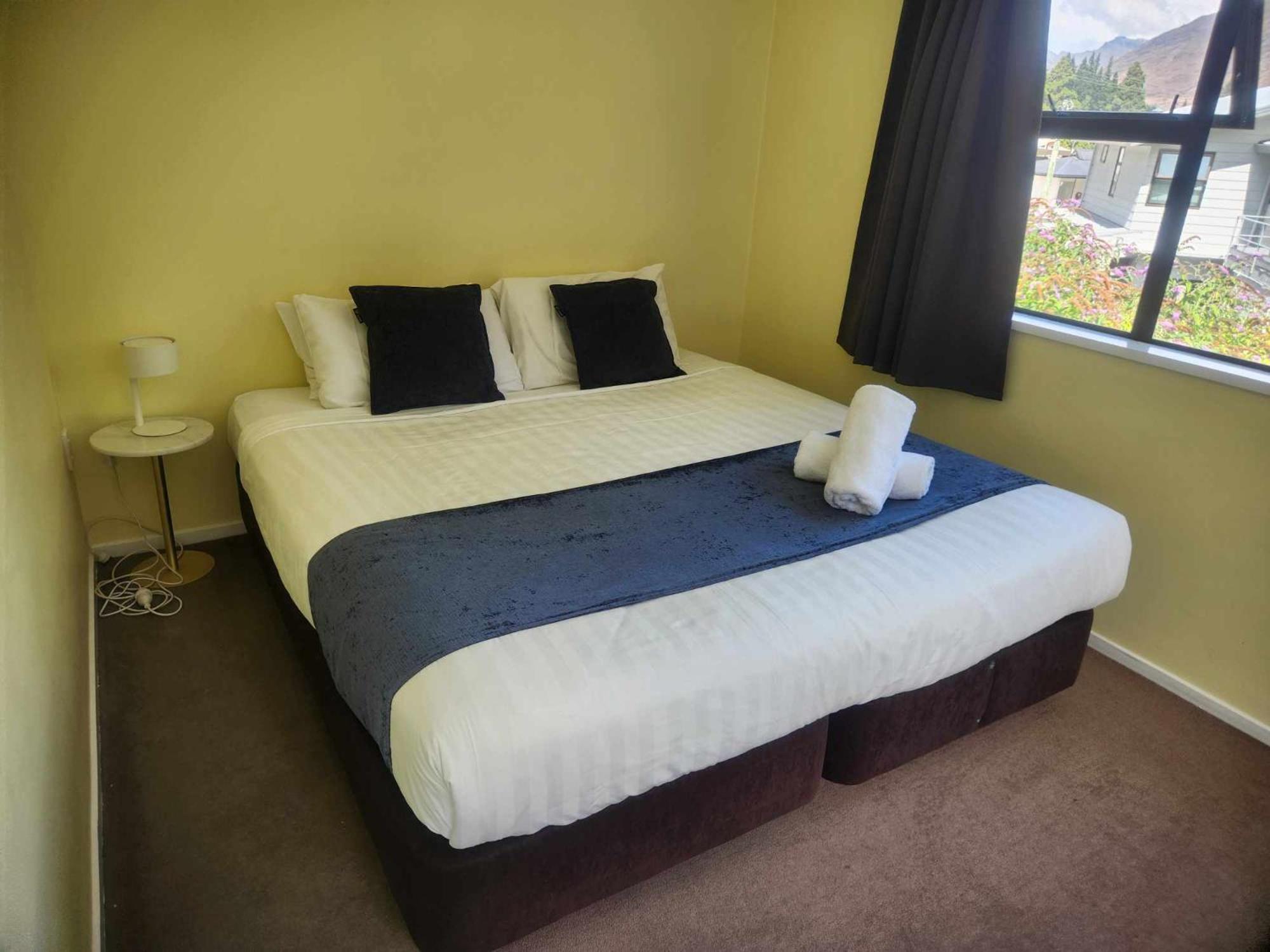 Aspen Lodge Backpackers Квинстаун Экстерьер фото