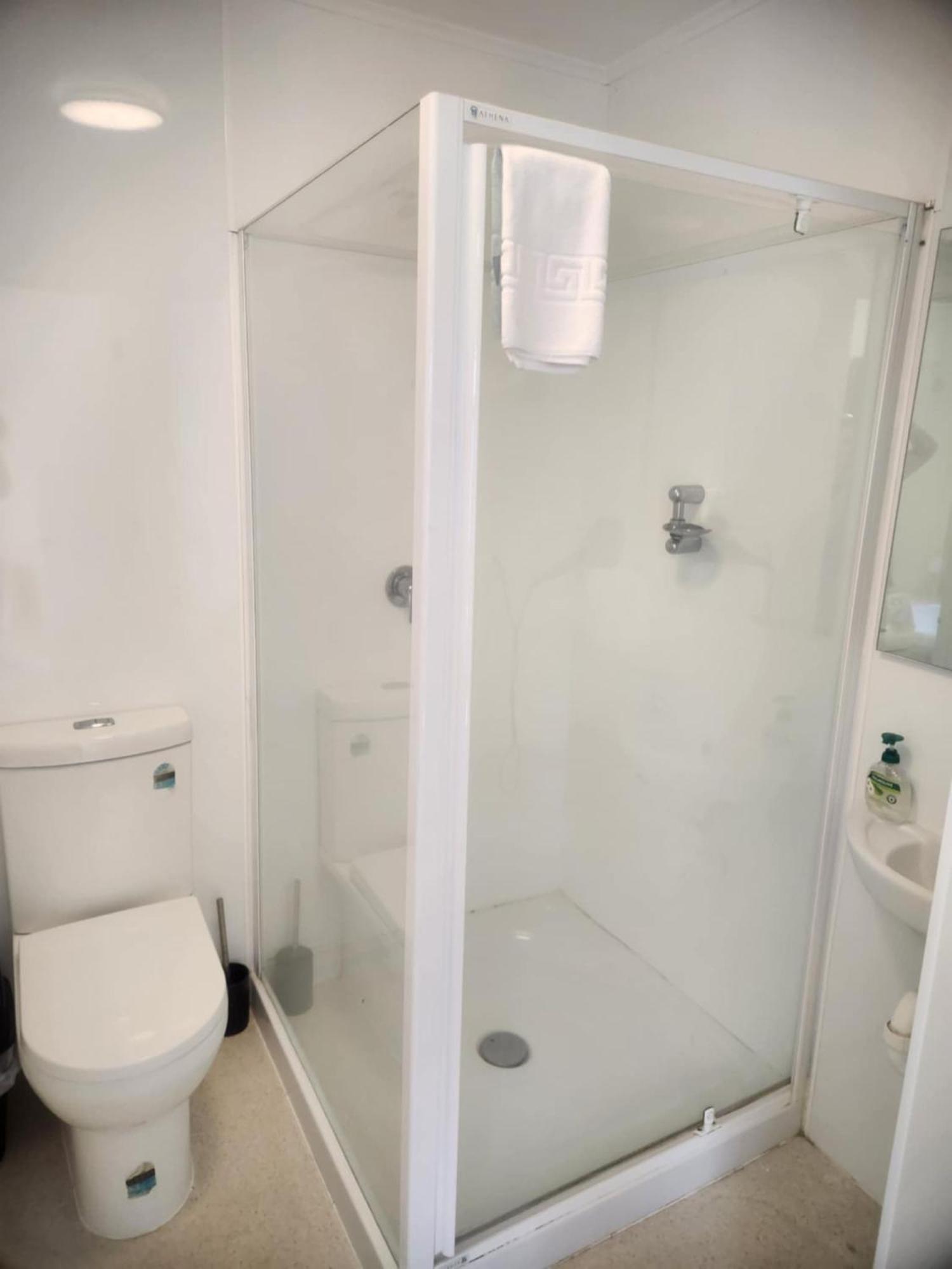 Aspen Lodge Backpackers Квинстаун Экстерьер фото